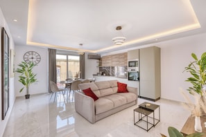 Appartamento, balcone, vista città | Area soggiorno