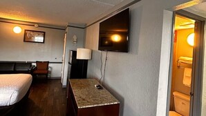 Unclassified image, 2 of 74, button - Econo Lodge (Memphis)
