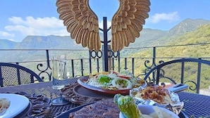 Outdoor dining - Resort y Balneario Los Angeles (Taxco)