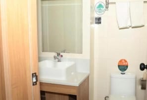 Bathroom - Greentree Inn Beijing Qinghe High-speed Railway Station Shangdi Anningzhuang Shell Hotel (Beijing)