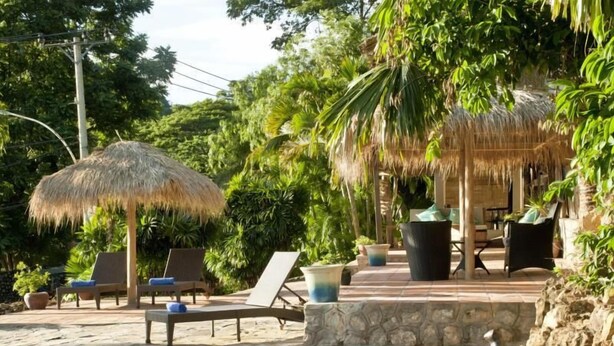 Pool - Beach House (Kep)