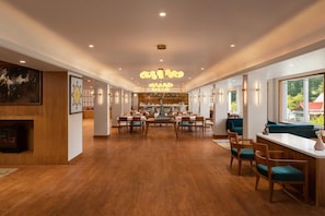 Dining - Bookmark Resort (Manali)