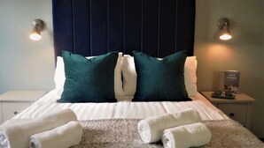 Room - Seaview House (Larne)