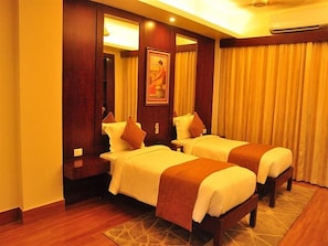 Room - RKN Hotel (Puducherry)