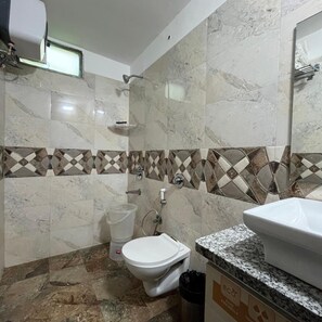 Bathroom - Hotel Shri Radha Nikunj Vrindavan (Mathura)