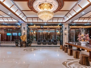 Lobby - Greentree Eastern Kunming Baiyun Road Tongde Square Hotel (Kunming)