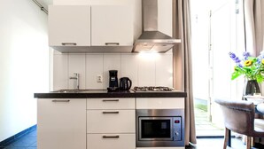 Unclassified image, 4 of 18, button - Allure Apartments (Amsterdam)