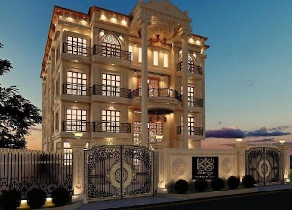 Ảnh chưa phân loại, 1 trong số 62 ảnh, nút