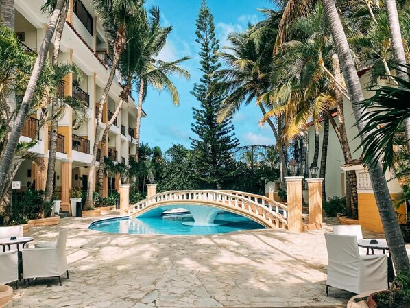 Pool - The MT Hotel Plaza Brisas (Punta Cana)