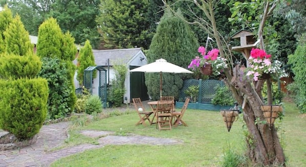 Unclassified image, 1 of 16, button - Remarc Guest House (Bishop's Stortford)