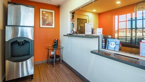 Unclassified image, 3 of 31, button - Motel6 Hesperia, CA - East (Hesperia)