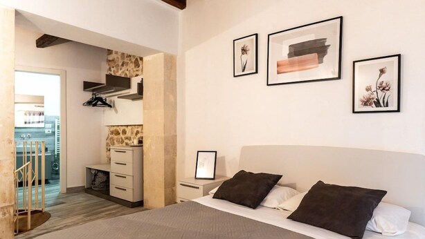 Unclassified image, 1 of 15, button - La Naca by Wonderful Italy (Syracuse)