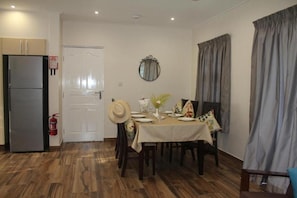 Dining - Residence Argine Apartments - Seychelles (Mahé Island)