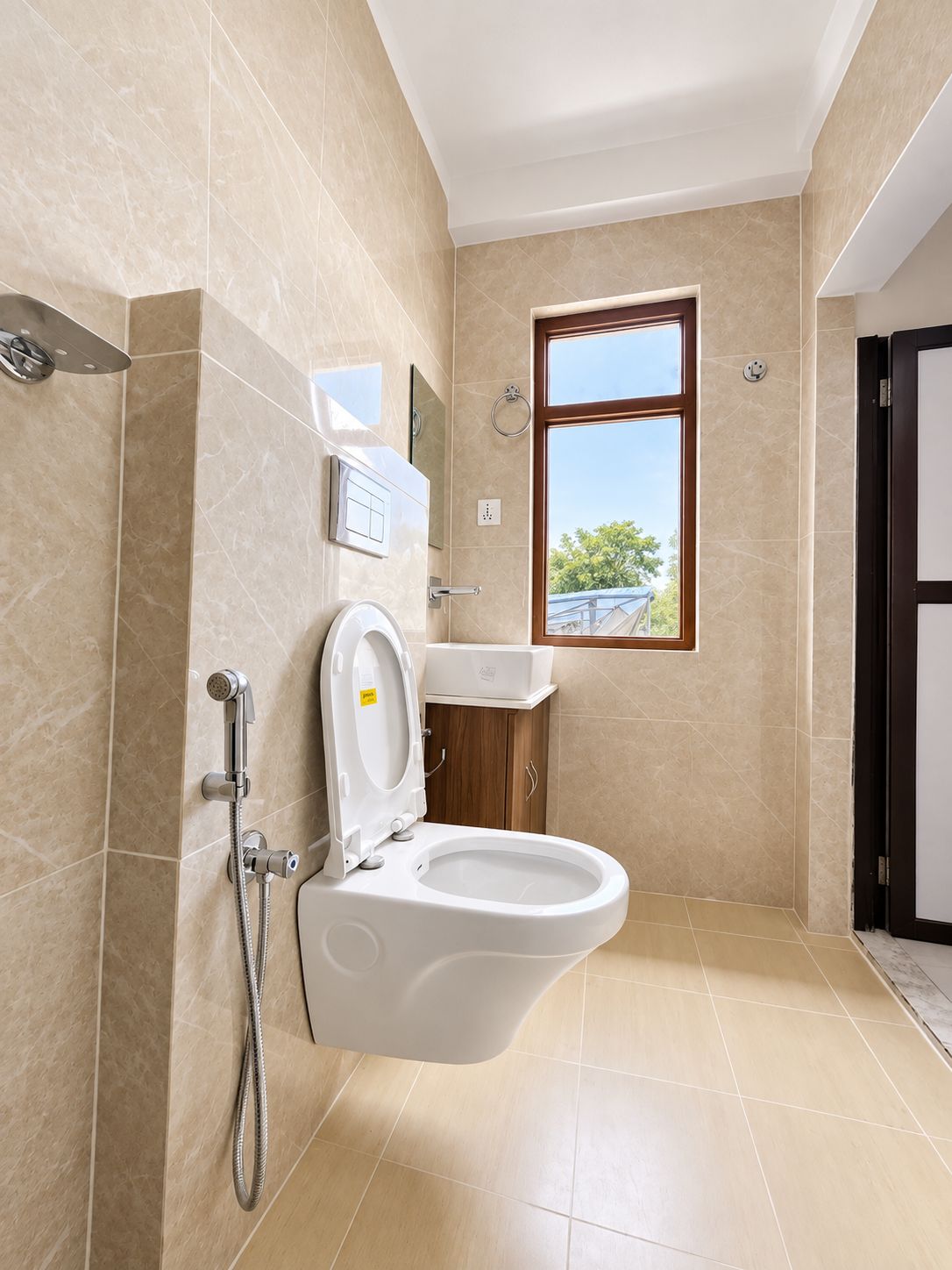 Neljän hengen comfort-huone, patio | Kylpyhuone