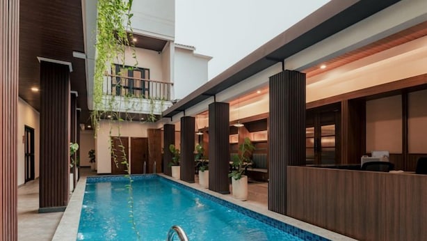 Pool - Alur Hotel (Bandung)