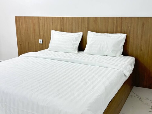 Ocean SHV Boutique Guest House