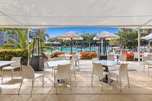 Outdoor dining - The Sand Resort | Coastal Studio with park view (Kingscliff)