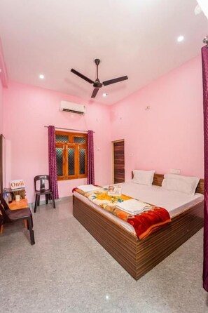 Unclassified image, 5 of 11, button - Omji Ashram - Manas Kokil (Ayodhya)