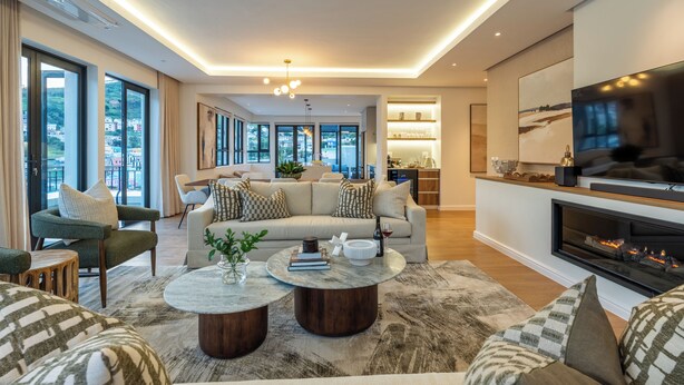 Unclassified image, 1 of 25, button - Luxury 3 Bedroom Penthouse with Table Mountain Views (Cape Town)