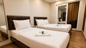 Superior Triple Room - Hotel Iris Grand (Bengaluru)