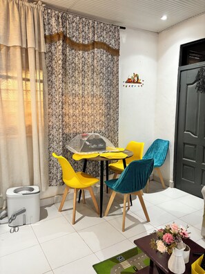 Unclassified image, 3 of 17, button - Charming 1-bedroom apartment in Kumasi Dompoase Aprabo perfect for stay (Kumasi Dompoase Aprabo)