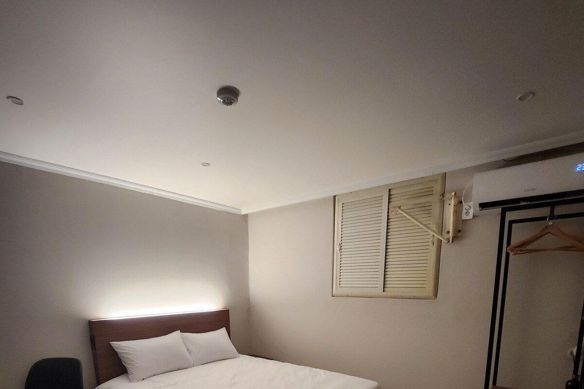 ห้องพรีเมียมดับเบิล, ปลอดบุหรี่, ห้องน้ำส่ว  นตัว | Wi-Fi ฟรี