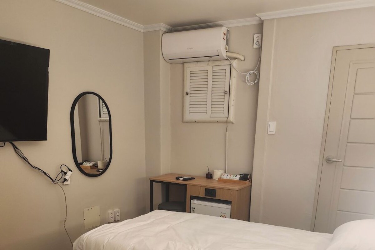 ห้องบิสซิเนส, ปลอดบุหรี่, ห้องน้ำส่วนตัว | Wi-Fi ฟรี
