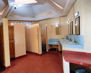 Private kitchen - Illam youth camp (Auroville)