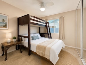 Room - 3-bedroom house in fantastic San Diego with cool AC (San Diego)