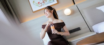 B2 Surat Grand Boutique Hotel