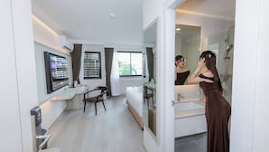 Superior Premier Room | Bathroom - B2 Surat Grand Boutique Hotel (Muang Surat Thani)
