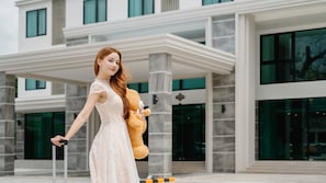 Mặt tiền nơi lưu trú