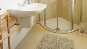 Bathroom - Holiday home with 3 bedrooms (Fuhlendorf)