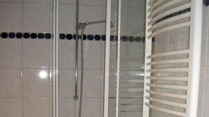 Unclassified image, 5 of 15, button - Holiday apartment with 1 bedroom (Traben-Trarbach)