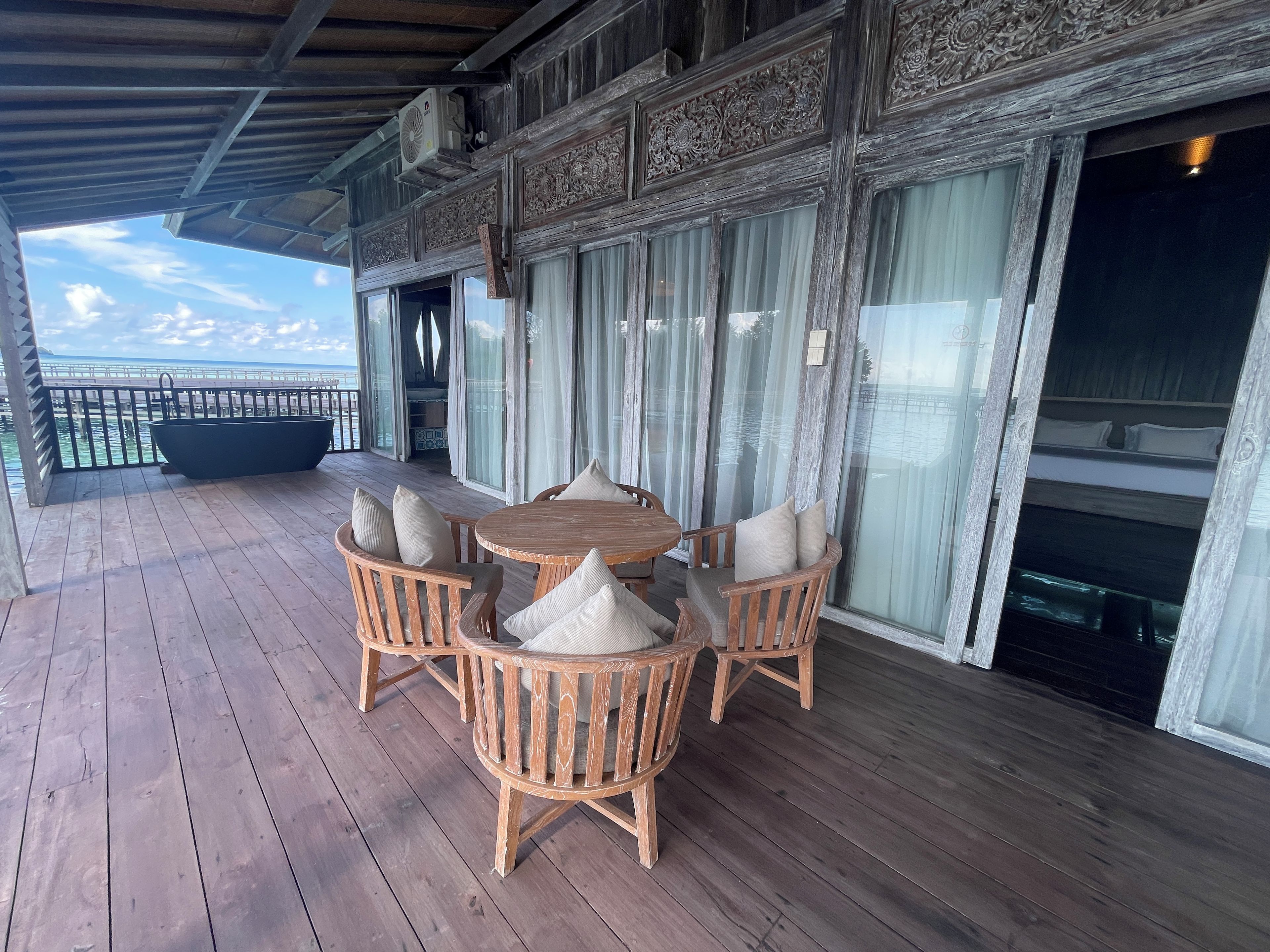 Mermaid | Outdoor dining