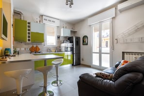 Unclassified image, 5 of 23, button - Bergonzoni Modern Apartment by Wonderful Italy (Bologna)