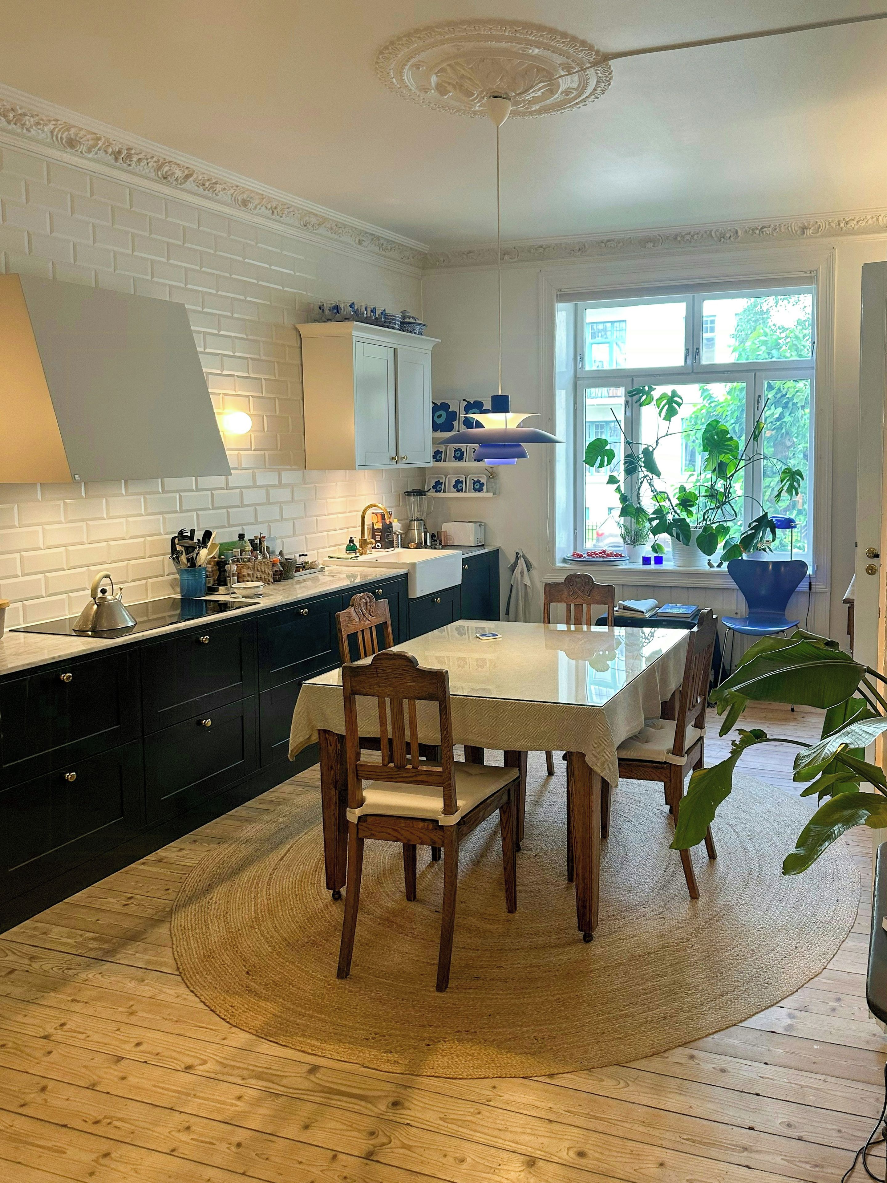 Coffee/tea maker, oven, dishwasher