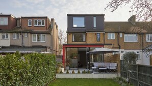Unclassified image, 3 of 25, button - Lux 4bed home Wood views & Garden near Wimbledon (Morden)