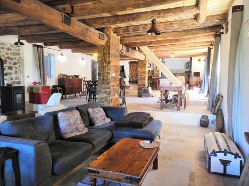 18th-Century Country House—Swimming—Hiking—Pool—Santiago de Compostela and Stevenson
