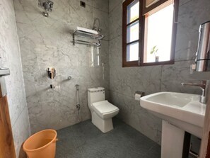 Deluxe-Zimmer | Badezimmer