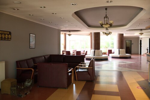 GRAND PALACE HOTEL
