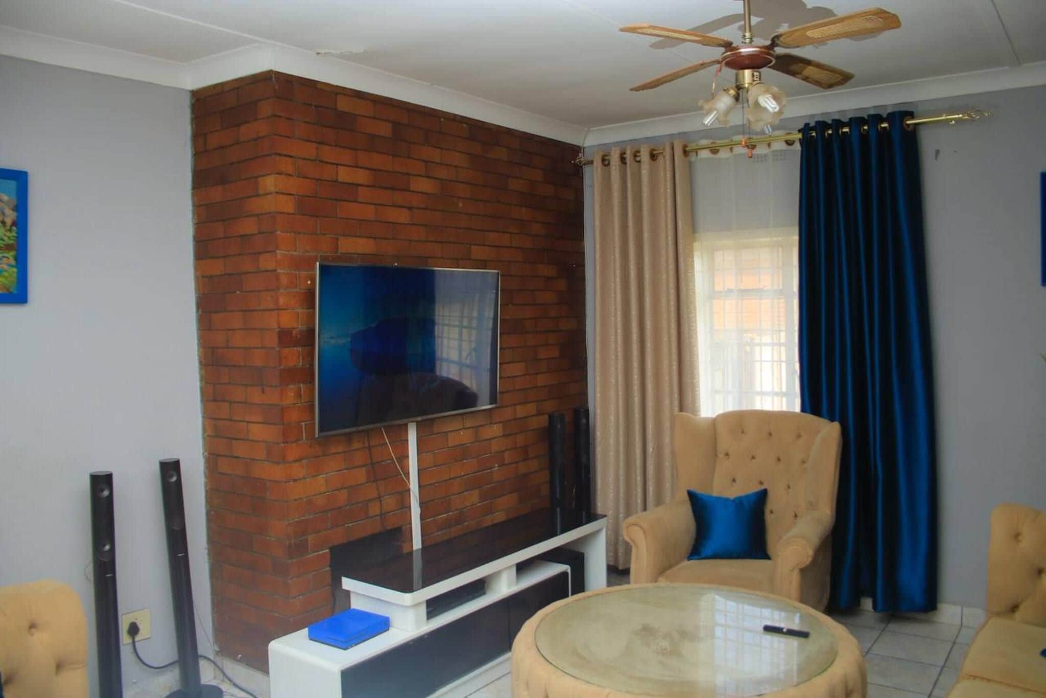 House, 2 Bedrooms, Smoking | Room amenity