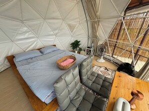 Glamping Dome