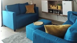Living area - Vrbo Property (La Libertad, La Libertad)