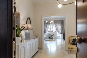 Interior entrance - Casa Nostra Vaticano (Rome)