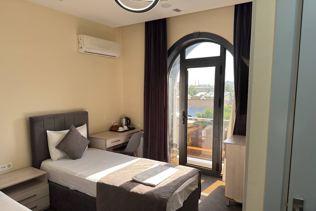 Classic Twin Room, 2 Single Beds, Balcony, City View | Desk, laptop workspace, soundproofing, iron/ironing board (on request)