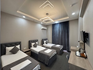 Standard Triple Room, 3 Single Beds, Balcony, City View - Mini Hotel  (Tashkent)