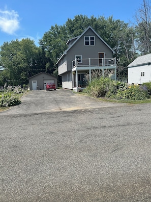 Unclassified image, 2 of 23, button - Home on Hudson4 bedroom (Stillwater)