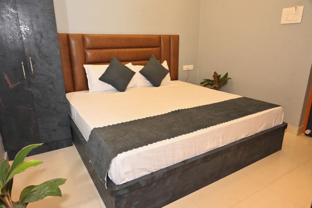 Standard Double Room | WiFi (free)