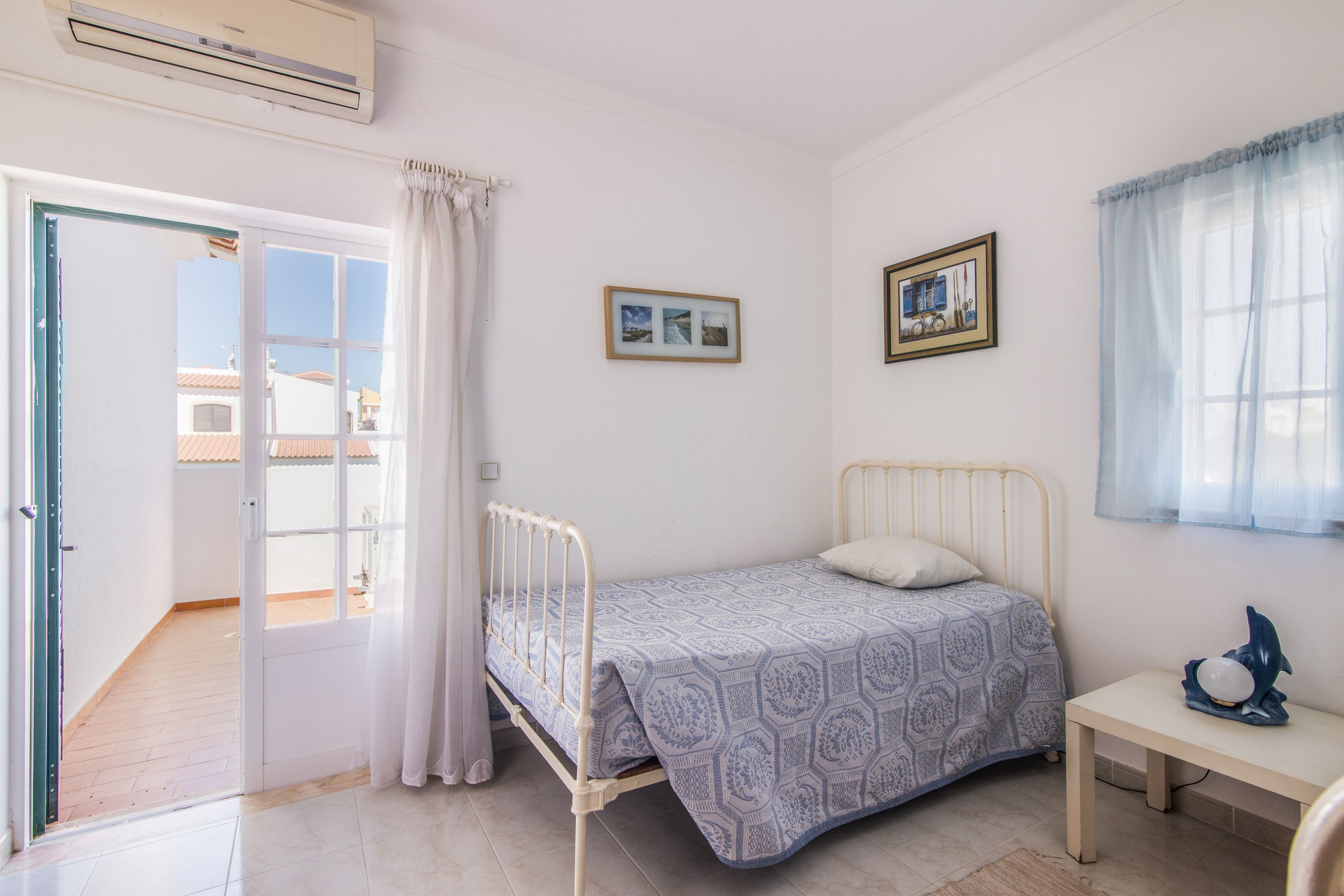 Wifi y ropa de cama